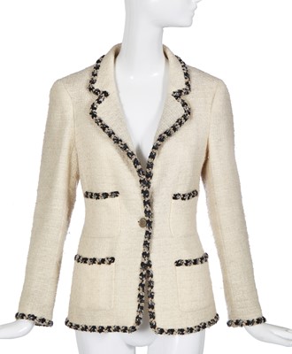 Lot 30 - A Chanel ivory bouclé tweed jacket, Autumn-Winter 2006-07