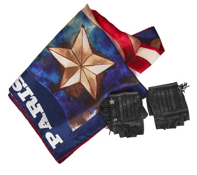 Lot 48 - A pair of Chanel fringed leather motoring gloves, 'Paris-Dallas' collection, Métiers d'Art, Pre-Fall 2014