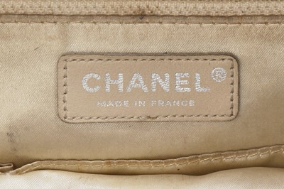 Lot 7 - A Chanel blue leather handbag, circa 2007