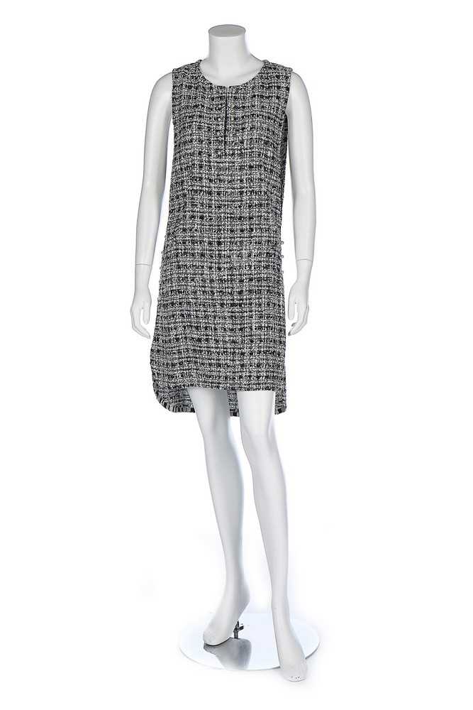 Lot 69 - A group of Chanel summer separates, comprising...