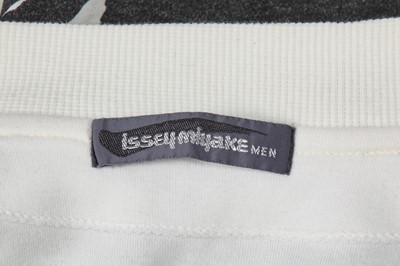 Lot 37 - An Issey Miyake men's printed white cotton jersey jumpsuit, Autumn-Winter 1985-86