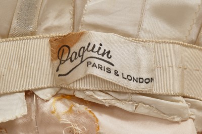 Lot 362 - A Paquin haute couture oyster-coloured satin cocktail dress, 1950s