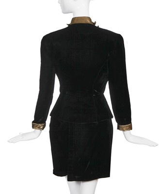 Lot 140 - A Thierry Mugler black velvet and gold lamé suit, circa 1`990