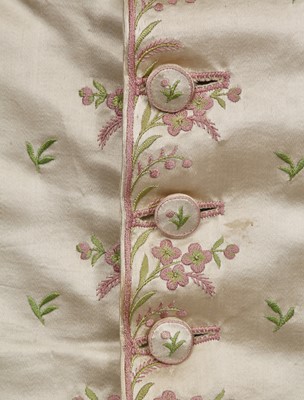 Lot 425 - A gentleman's embroidered pale lilac satin suit, probably French, circa 1780