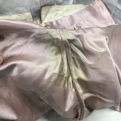 Lot 425 - A gentleman's embroidered pale lilac satin suit, probably French, circa 1780