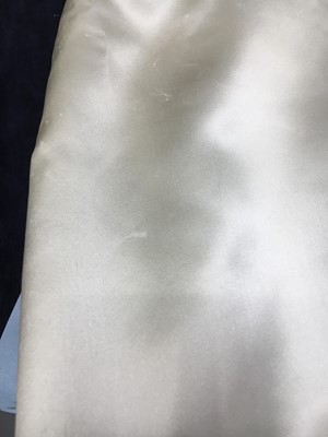 Lot 378 - A Pierre Balmain haute couture tricolour silk sheath, circa 1955
