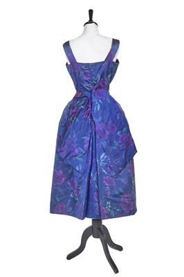 Lot 380 - A Pierre Balmain haute couture cocktail dress, circa 1957