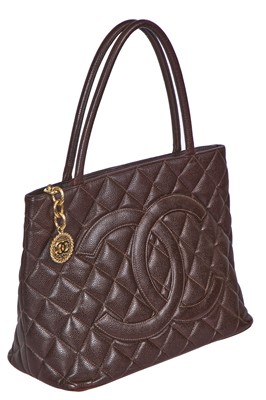 Lot 52 - A Chanel brown caviar leather handbag, 1997-99