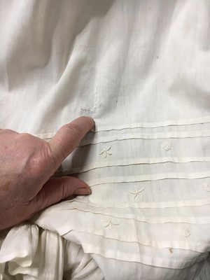 Lot 90 - A brown-green sarsanet redingote/pelisse, 1810-1815
