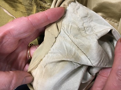 Lot 90 - A brown-green sarsanet redingote/pelisse, 1810-1815