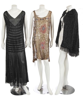 Lot 622 - A group of clothing and accessories, 1920s-1940s