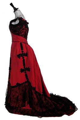 Lot 654 - A Madame E Yost evening gown, circa 1900