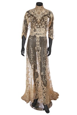 Lot 642 - An ivory Battenberg tape lace gown, circa 1910