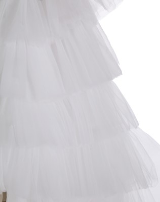 Lot 186 - A Halpern white tulle ensemble, Spring-Summer 2022