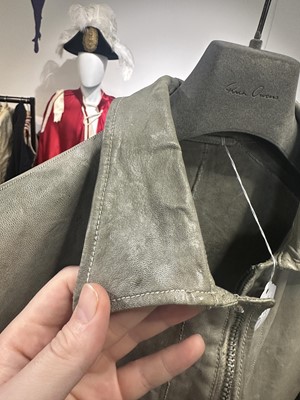 Lot 61 - A Carol Christian Poell men's garment-tanned light grey leather jacket, '00 Off Scene' collection, Spring-Summer 2008