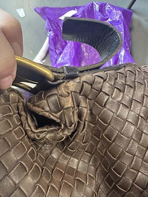 Lot 23 - A Bottega Veneta brown intrecciato leather messenger bag, 2007