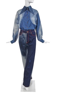 Lot 215 - A Vivienne Westwood 'Marlene' ensemble, 'Always on Camera' collection, Autumn-Winter 1992-93