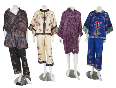 Lot 619 - A Bradley's voided velvet opera coat, 1920s