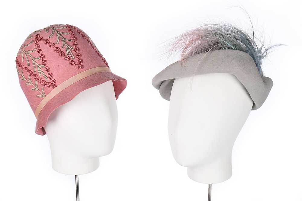 Lot 11 - A group of felt and straw hats, 1920s-40s,...