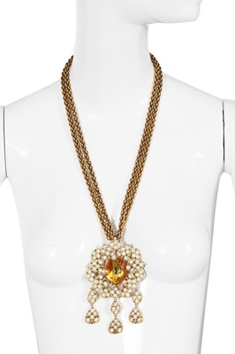 Lot 443 - An Yves Saint Laurent necklace/brooch 1980s