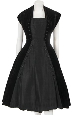 Lot 612 - A Jean Dessès haute couture black velvet and faille evening ensemble, circa 1949