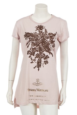 Lot 320 - A Vivienne Westwood staff t-shirt and show invitation, 'On Liberty' collection, Autumn-Winter 1994-95