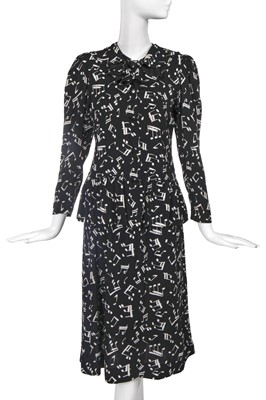 Lot 273 - An Yves Saint Laurent printed crêpe ensemble, Autumn-Winter 1982