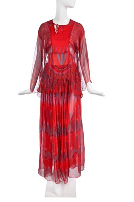 Lot 293 - A Zandra Rhodes printed silk chiffon ensemble, 'New York and Indian Feathers' collection, Autumn-Winter 1970-71