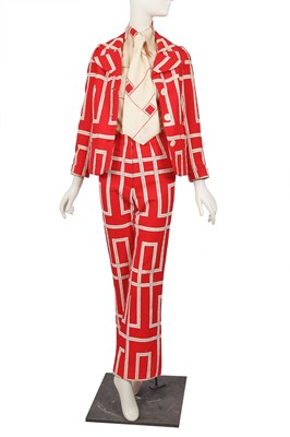 Lot 82 - Peggy Moffitt's Rudi Gernreich red and white geometric quilted suit, 1967