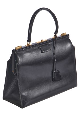 Lot 47 - An Hermès black leather 'Model 404' handbag, early 1960s