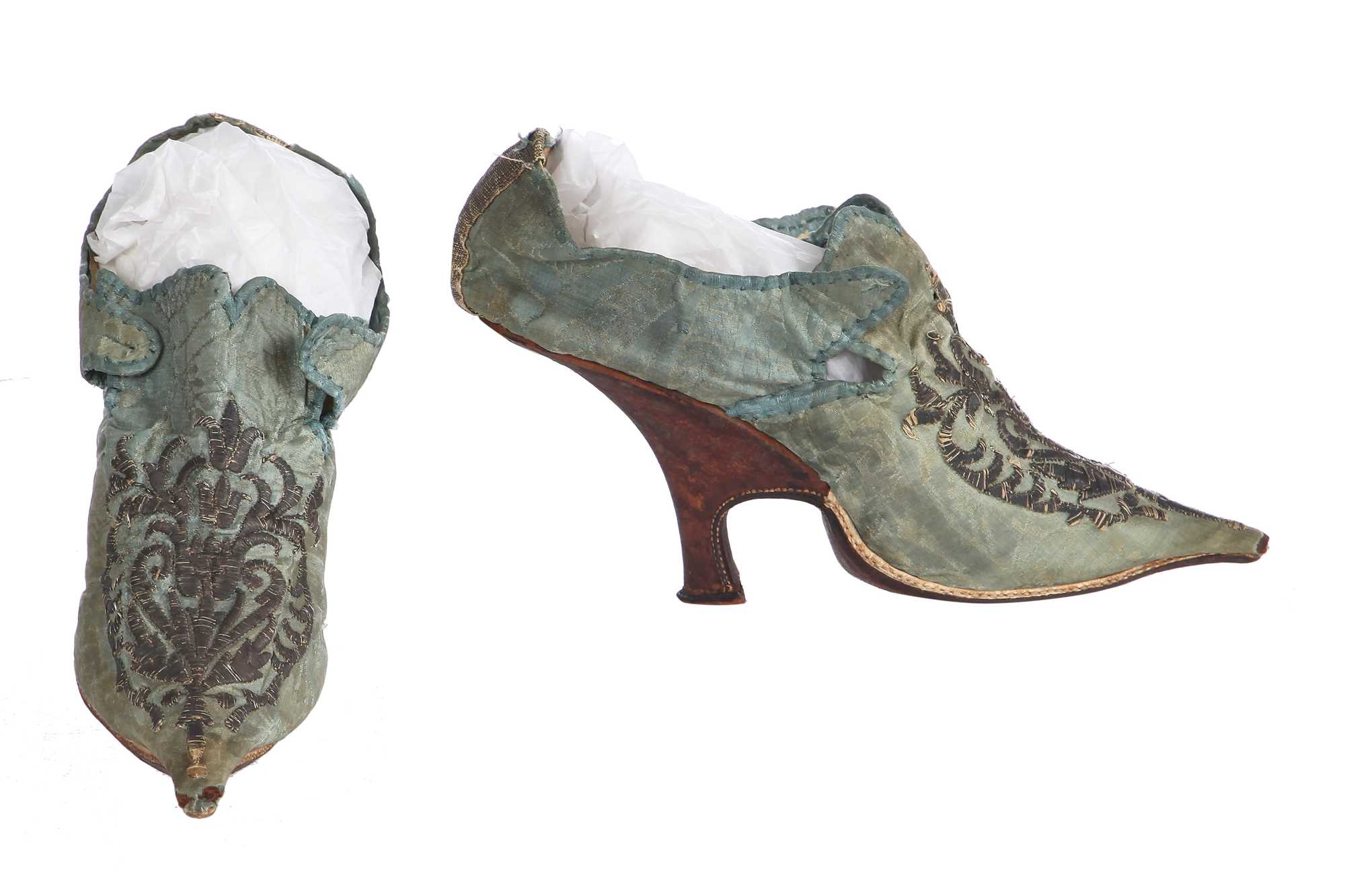 Lot 535 - A rare pair of high fashion silk damask shoes, French, 1720-30