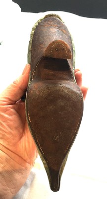 Lot 535 - A rare pair of high fashion silk damask shoes, French, 1720-30