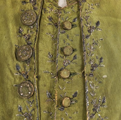 Lot 182 - An embroidered green silk coat and waistcoat, 1780s
