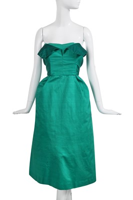 Lot 422 - A green silk cocktail dress, probably by Charles James, 1950s