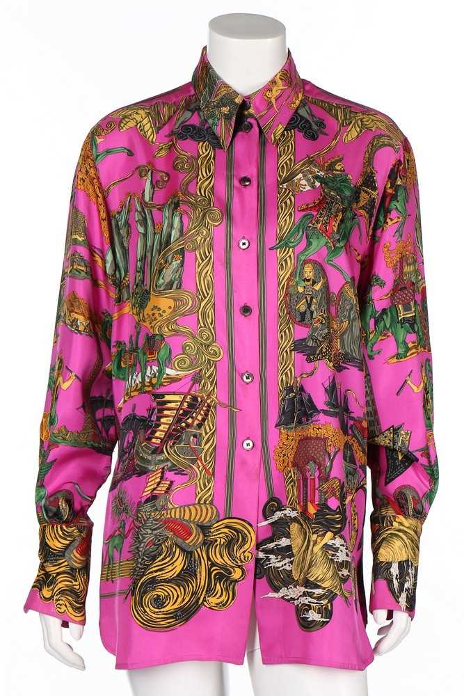 Lot 73 - An Hermès 'Au Fil de la Soie' silk shirt,...