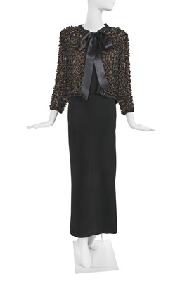 Lot 417 - A Cristóbal Balenciaga haute couture ensemble, 1964-65