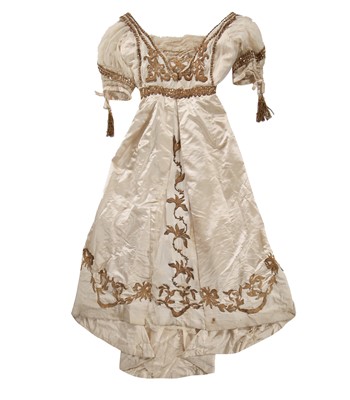 Lot 785 - The Countess of Minto's satin court gown, worn when she was Vicereine of India, circa 1908
