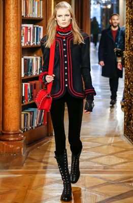 Lot 193 - A Chanel by Karl Lagerfeld red wool jersey sweater, 'Paris-Salzburg' collection, Métiers d'Art, Pre-Fall 2015