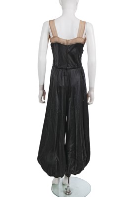 Lot 51 - Angela Lansbury's costume as Salome Otterbourne in the 1978 film 'Death on the Nile'