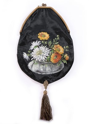 Lot 84 - Three minaudières/vanity bags and a group of...
