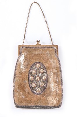 Lot 86 - A group of evening and day bags, mostly 1930s,...