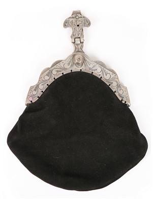 Lot 94 - A wool and gilt metal chatelaine purse,...
