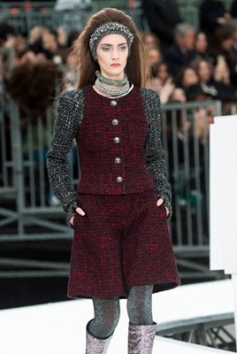 Lot 2 - A Chanel by Karl Lagerfeld black and red tweed jacket, 'Chanel Airspace' collection, Autumn-Winter 2017-18