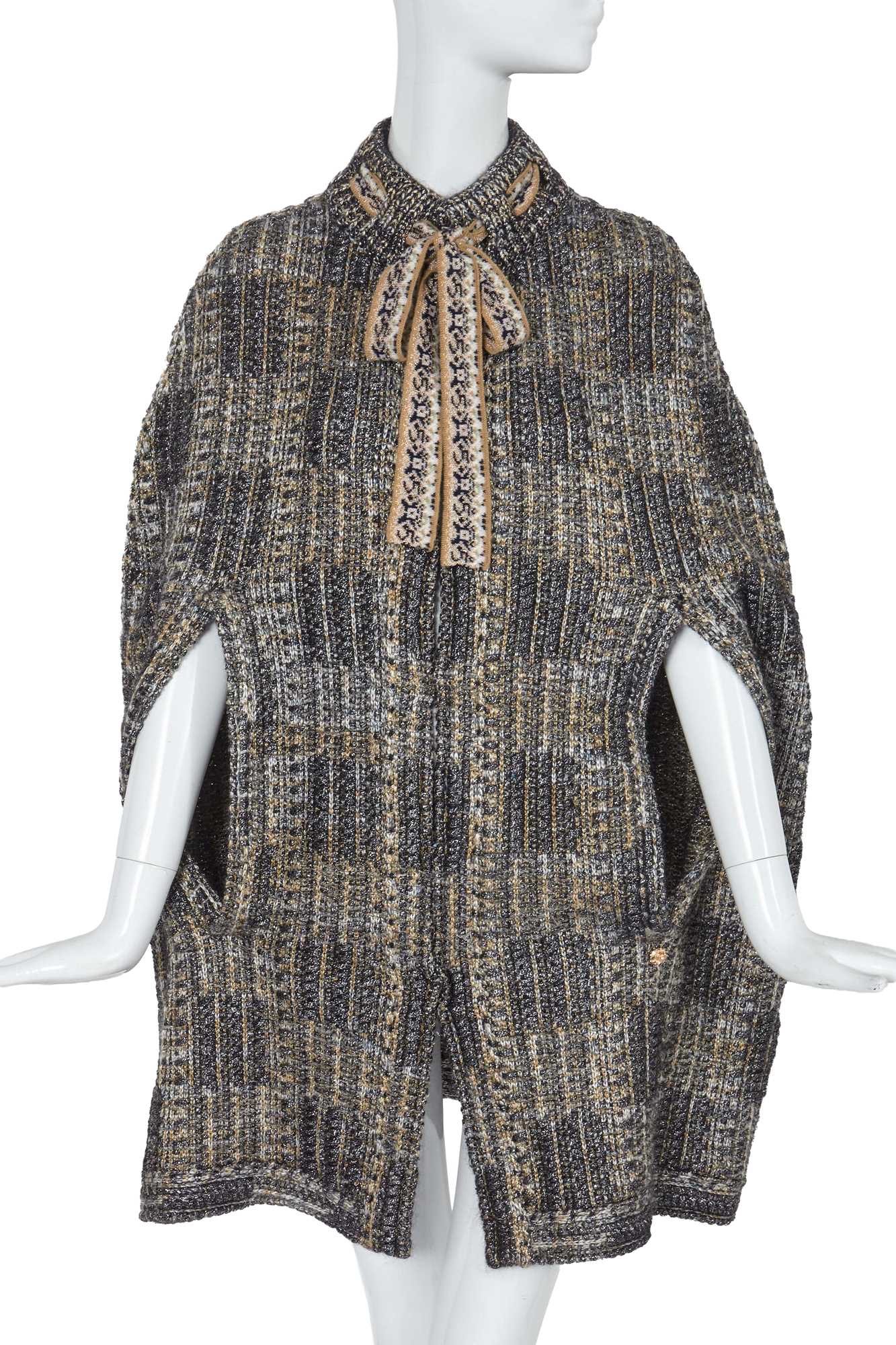 Lot 7 - A Chanel by Karl Lagerfeld knitted wool-blend cape, 'Paris-Rome' collection, Métiers d'Art, Pre-Fall 2016