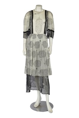 Lot 557 - A Thea Porter printed chiffon dress, 1970s