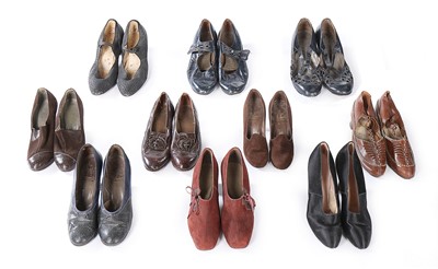 Lot 10 - Ten pairs of mainly brown leather/suede...