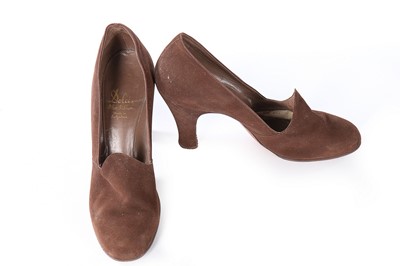 Lot 10 - Ten pairs of mainly brown leather/suede...