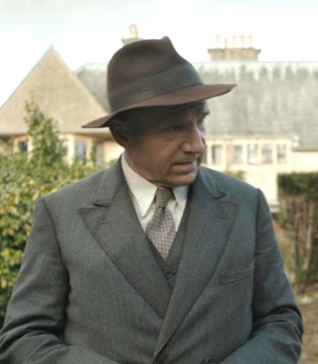 Lot 62 - Ralph Fiennes suit as Bill Brown in 'The Dig' 2011