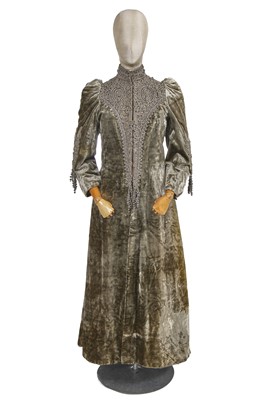 Lot 725 - A Madame Ludinart taupe velvet evening coat, 1880s