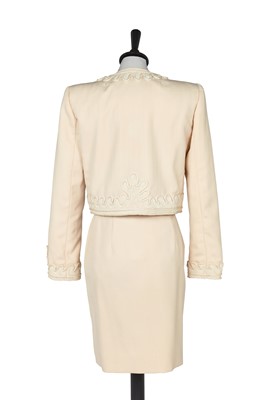 Lot 459 - An Hubert de Givenchy haute couture ivory wool cocktail suit, circa 1986